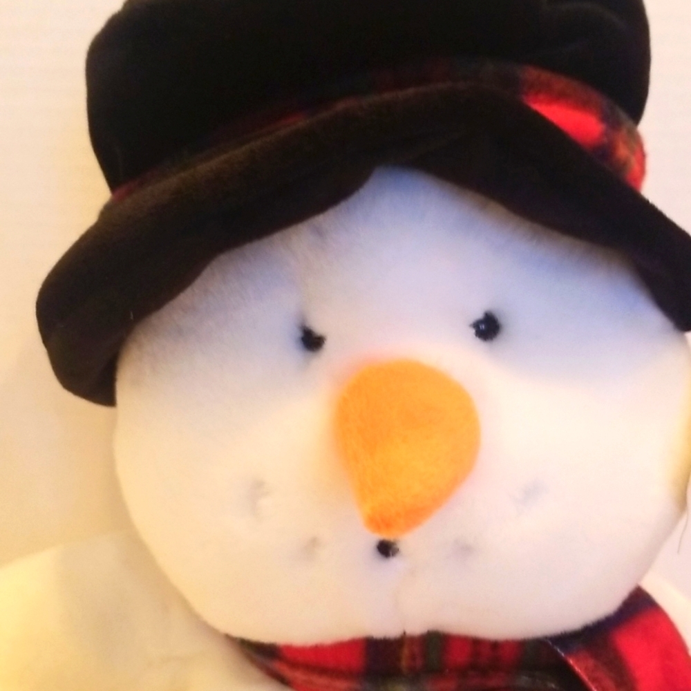 NWT Russ Snowman Plush with Top Hat and Scarf 2019 - Picture 3 of 10